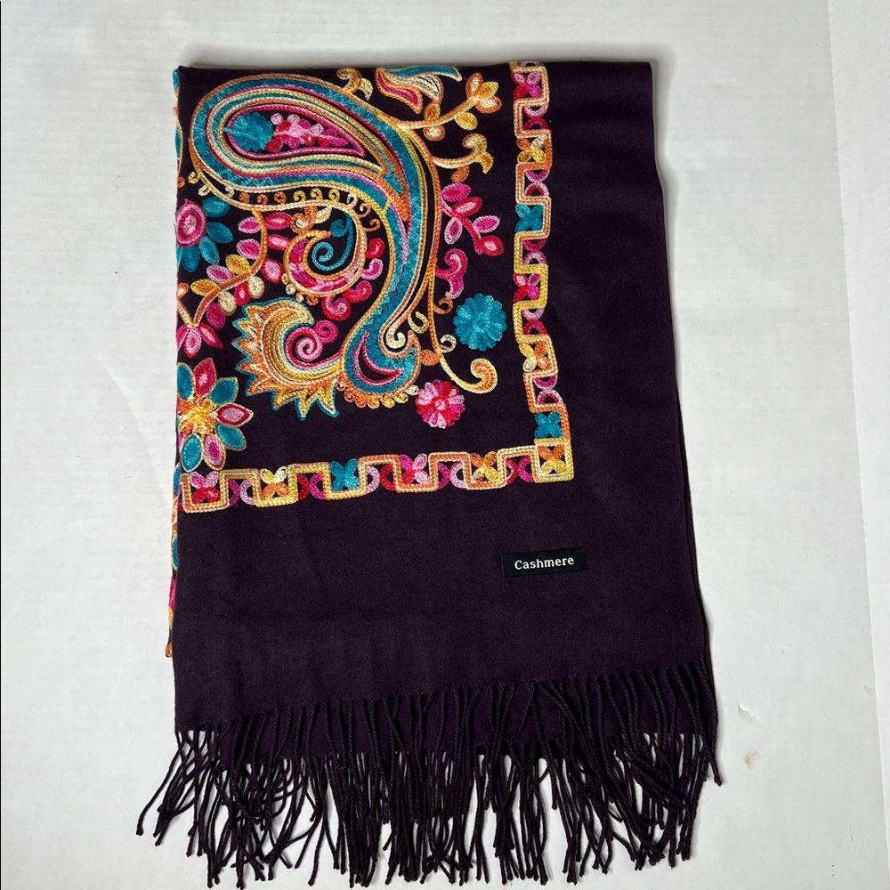 Cashmere Embroidered Scarf paisley  Shawl Wrap  Paisley Fringe   Statemen - Picture 3 of 5